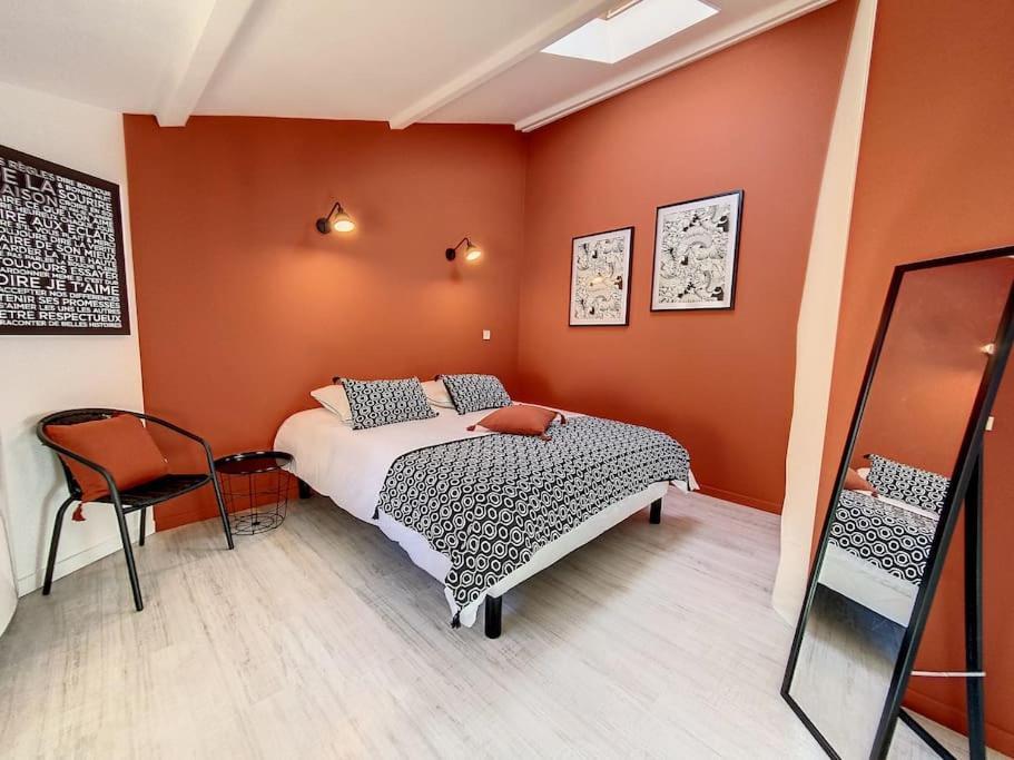 Bienvenue A La Tatoo Room Bourgoin-Jallieu Exteriör bild